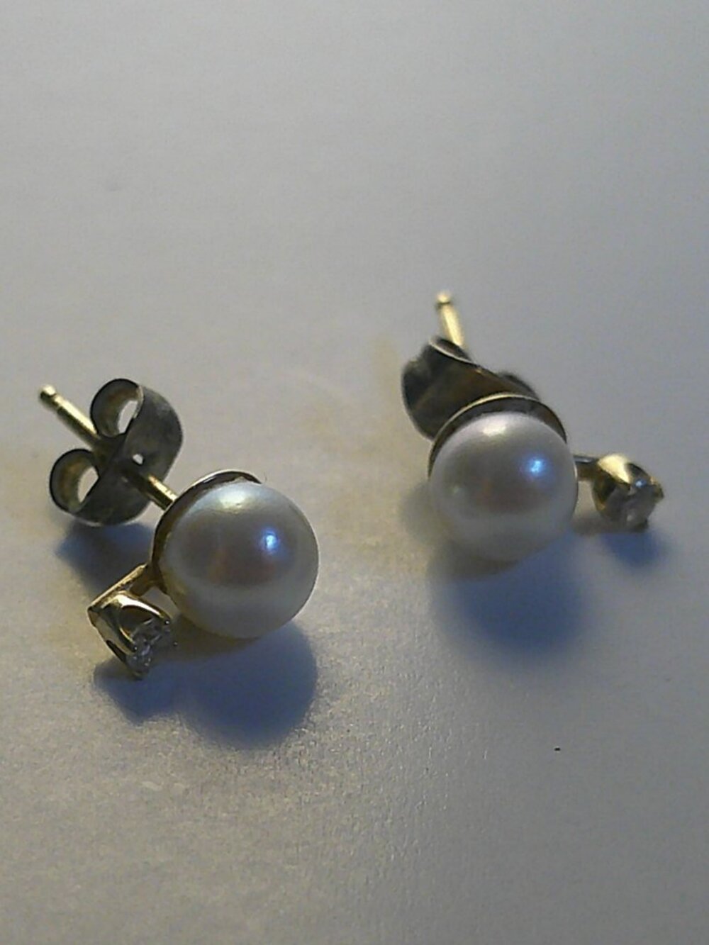 Vintage Pearl Stud Earrings | Gold-Tone Cultured Pearls | Classic Jewelry
